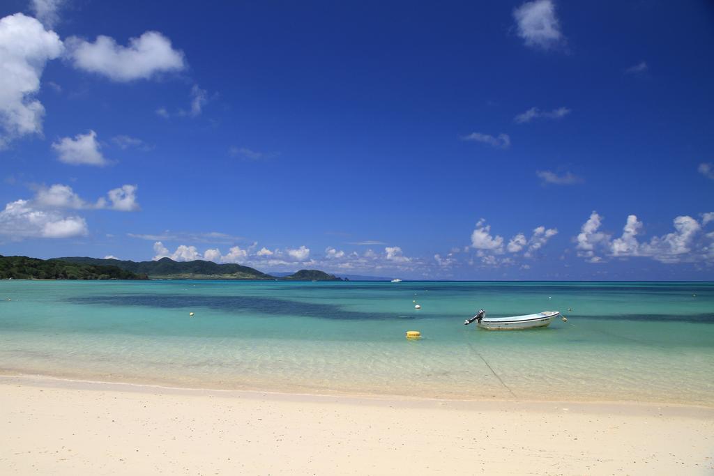 Ishigaki Seaside Hotel Bagian luar foto