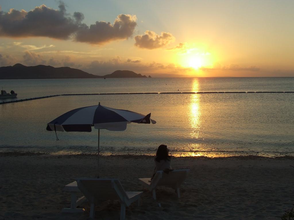 Ishigaki Seaside Hotel Bagian luar foto